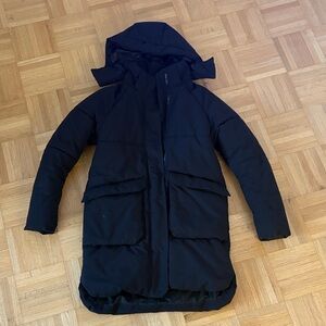 Helly Hansen Hooded Puffy Winter Coat